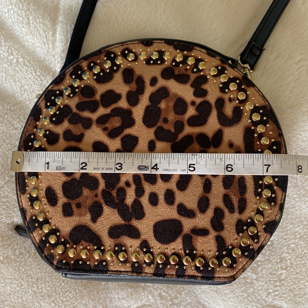 INC Leopard Cross Body Purse - Picture 4 of 6